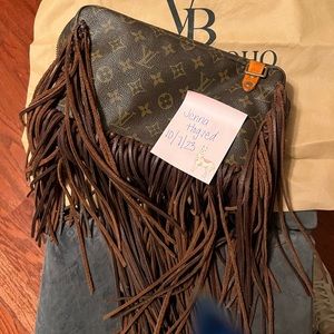 Louis Vuitton Vintage Hobo Fringe